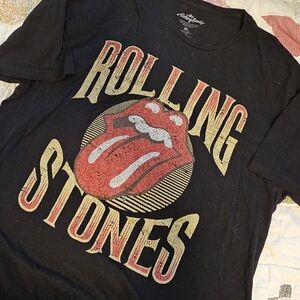rolling stones black graphic tee